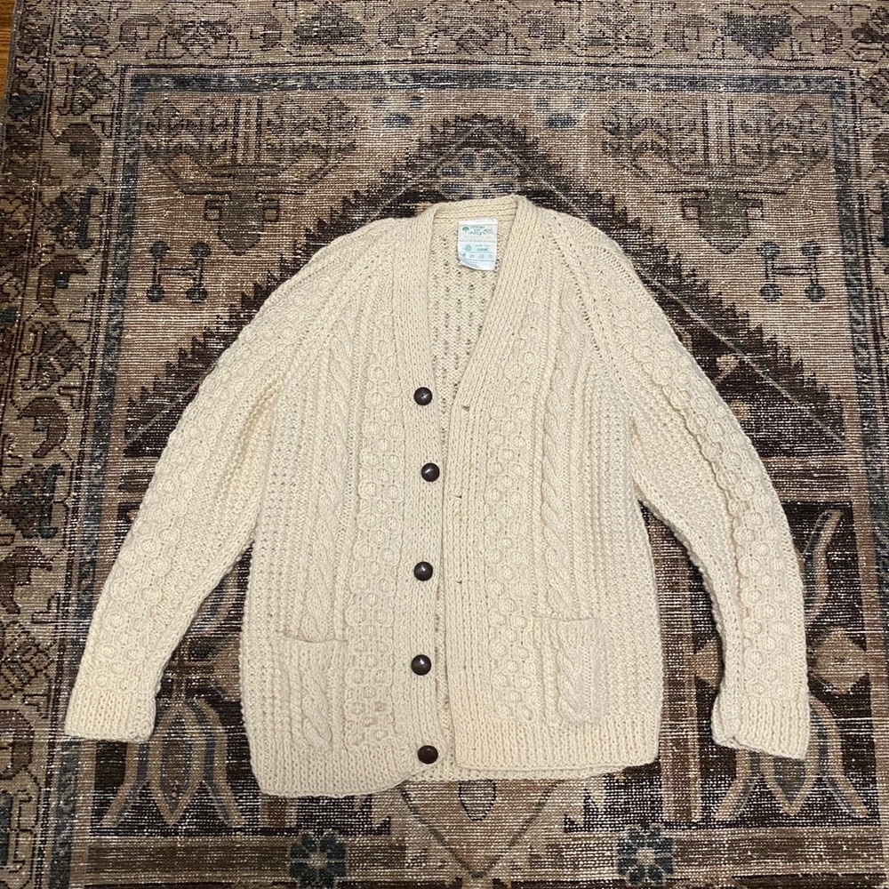 Women’s vintage cable knit cardigan
